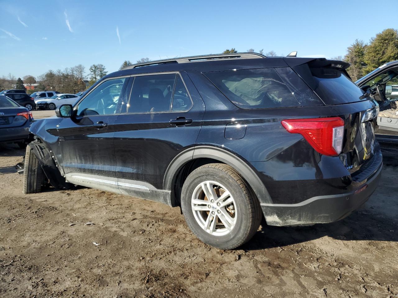 2022 FORD EXPLORER X - Фото 2
