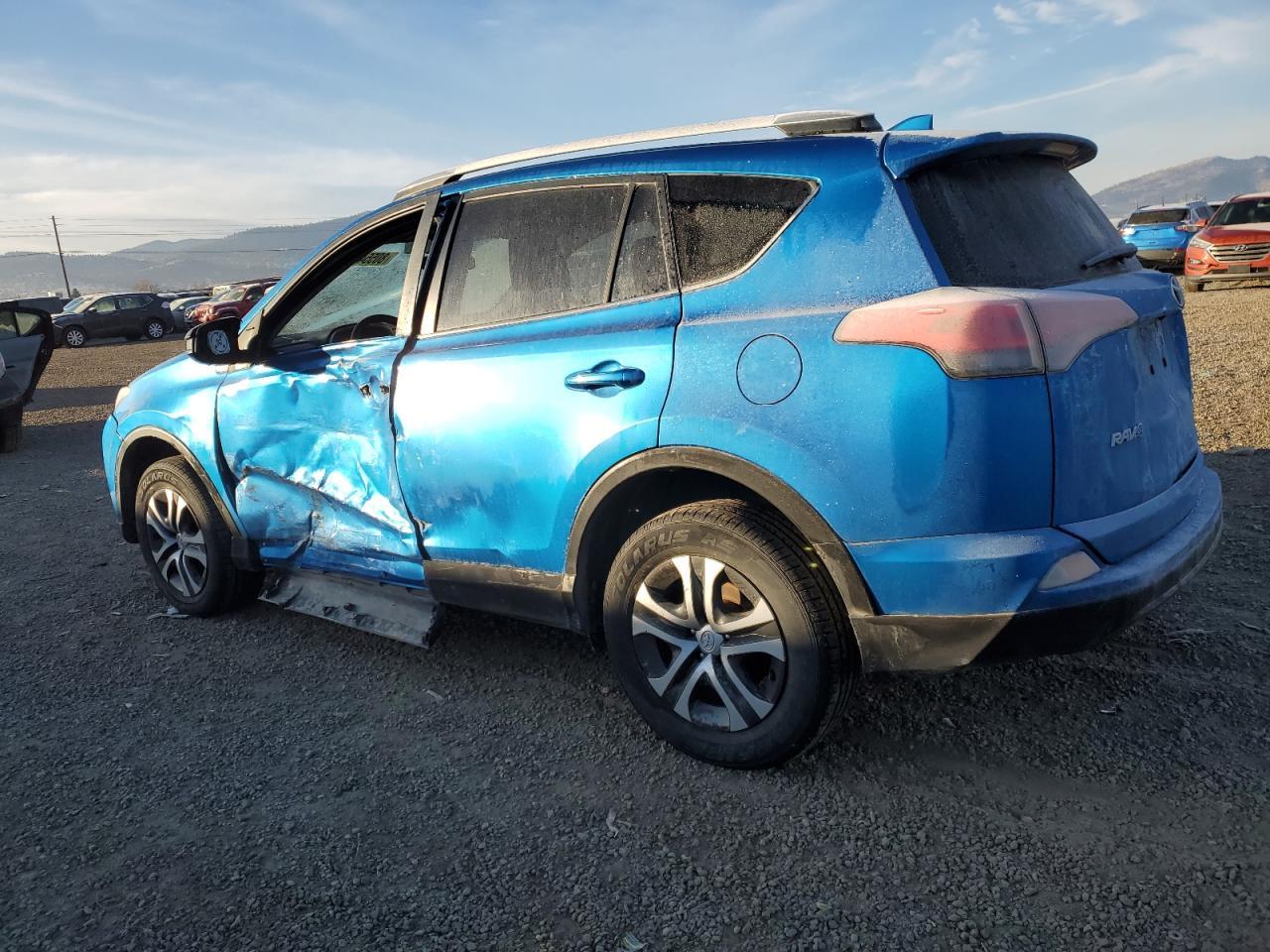 2016 TOYOTA RAV4 LE - Фото 2