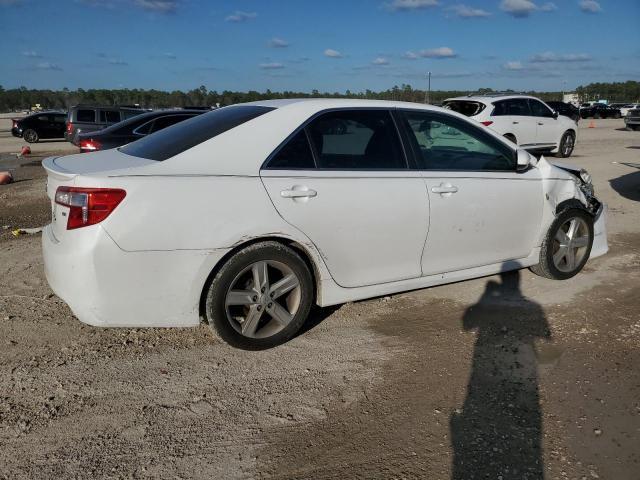 2014 Toyota Camry L - Image 3
