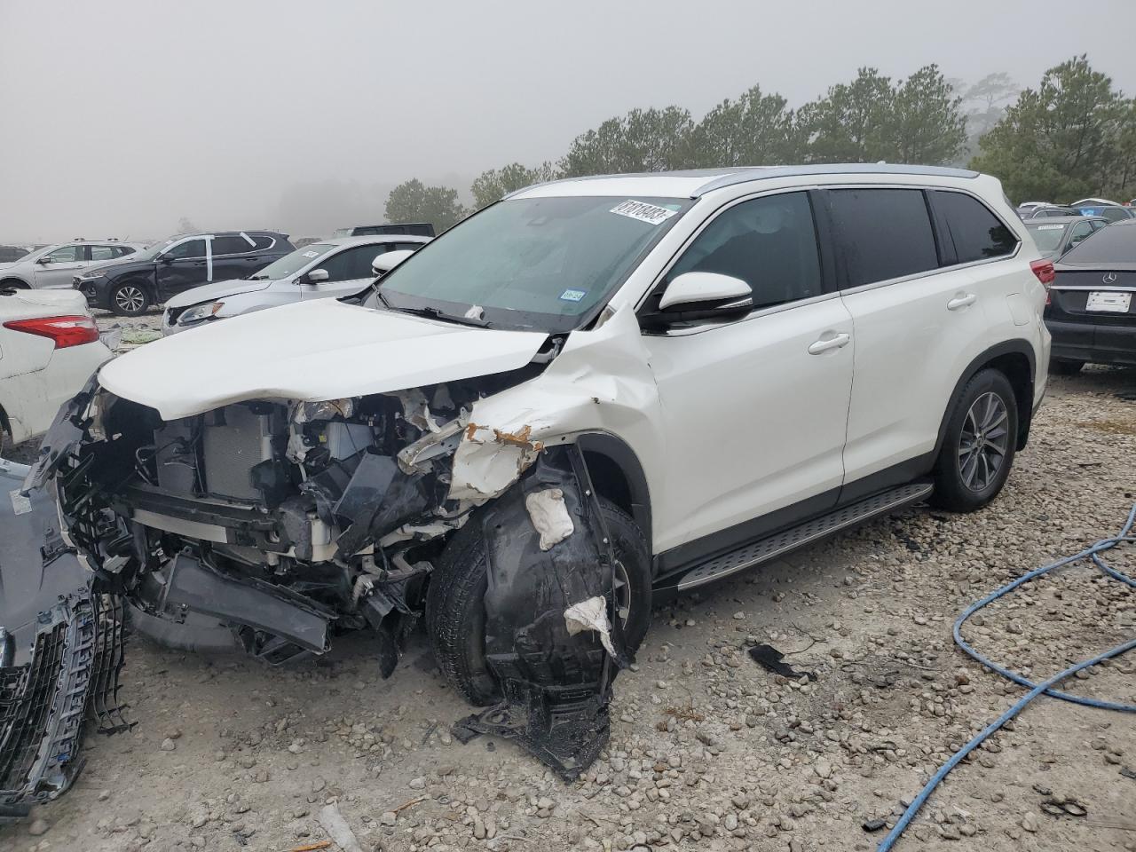 2019 TOYOTA HIGHLANDER car image