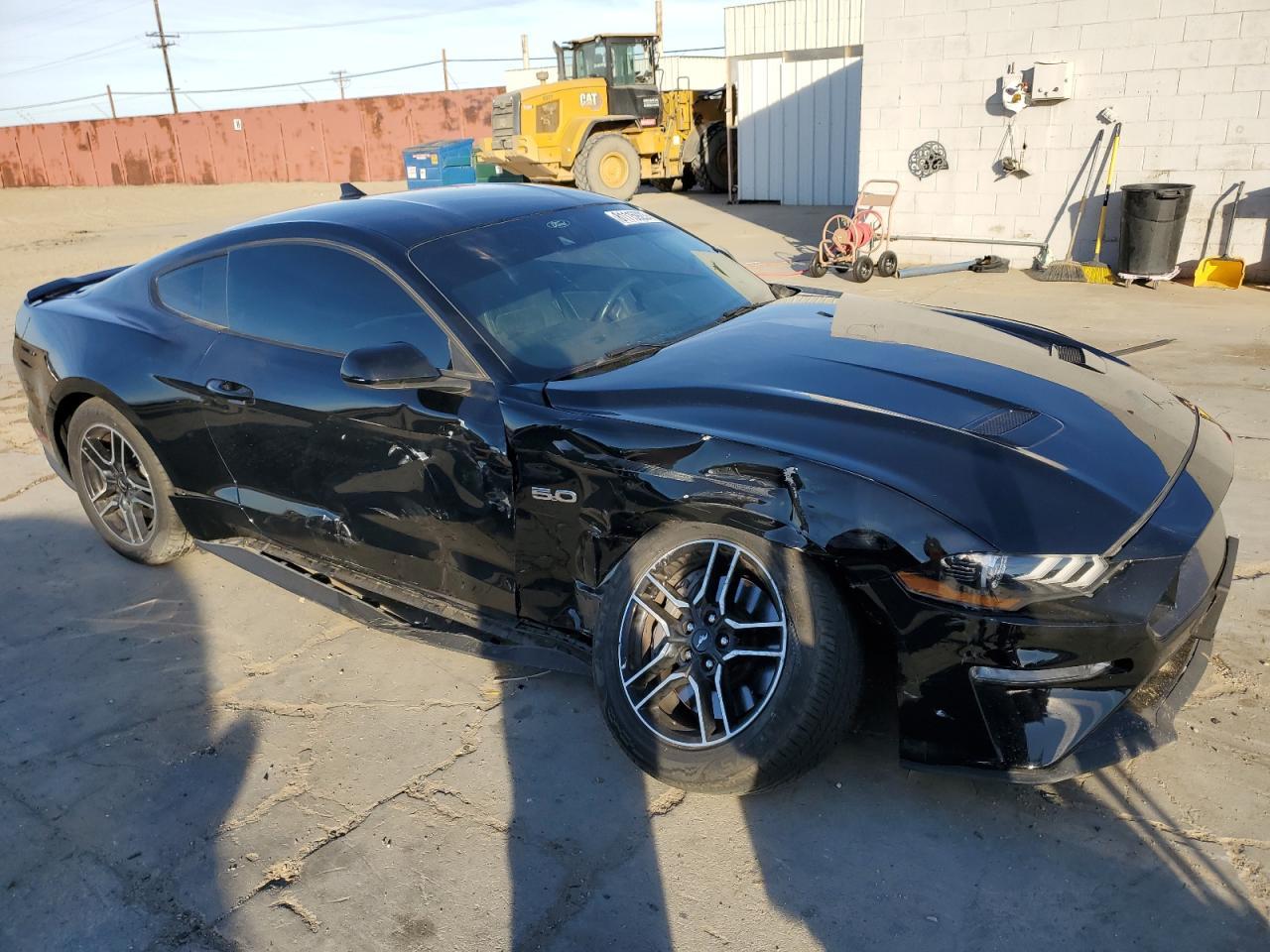2021 FORD MUSTANG GT - Фото 4