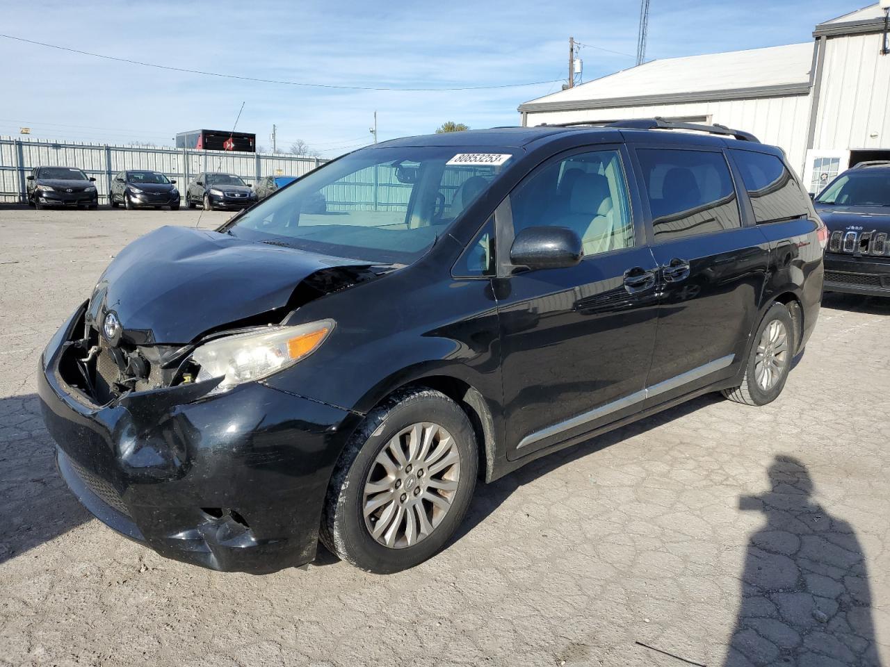2011 TOYOTA SIENNA XLE