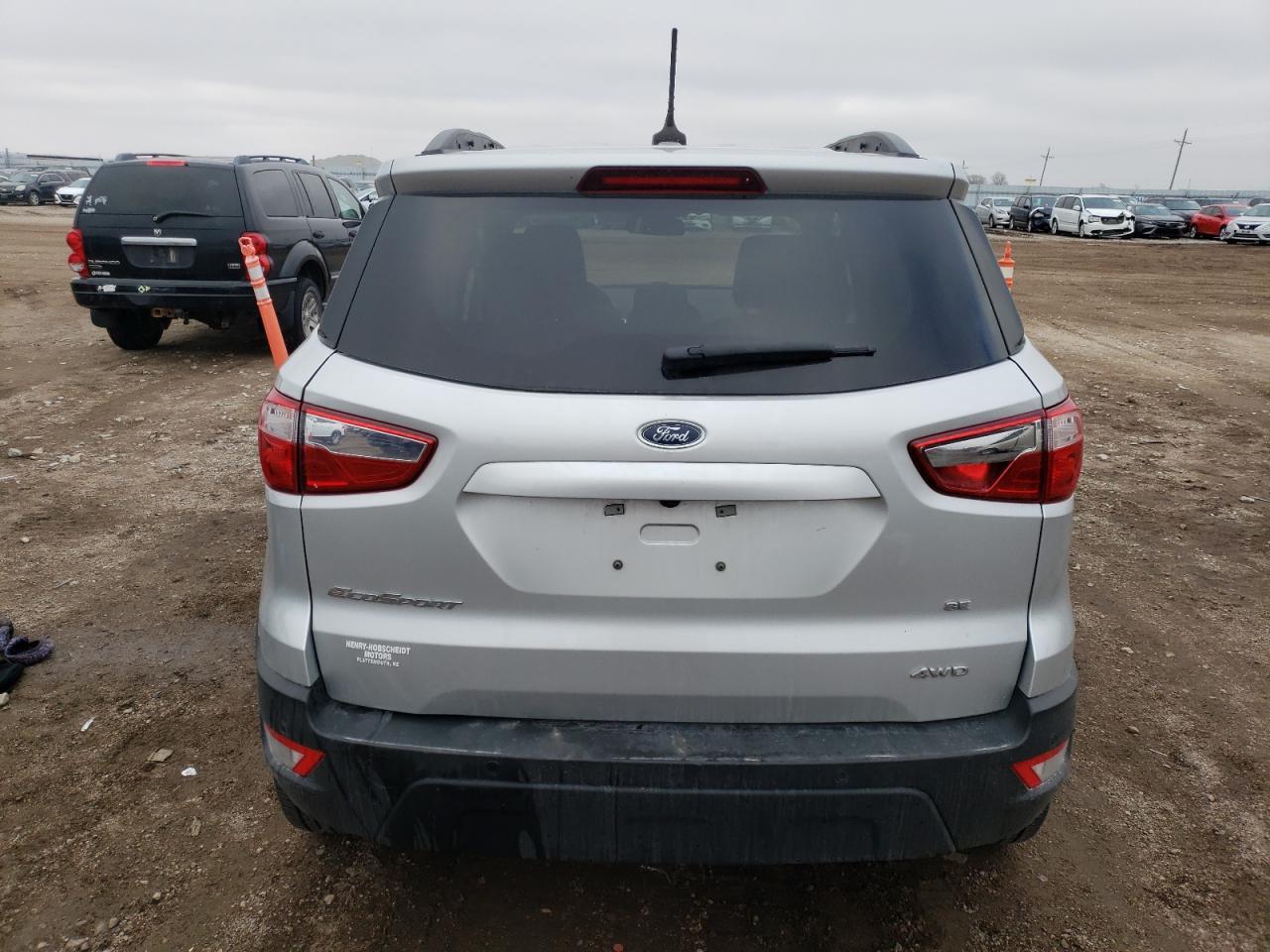 2020 FORD ECOSPORT S - Фото 6
