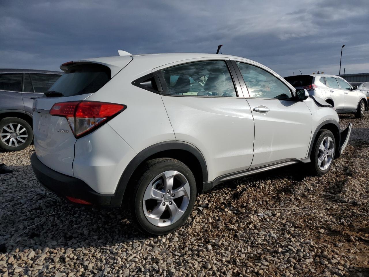 2021 HONDA HR-V LX - Image 3