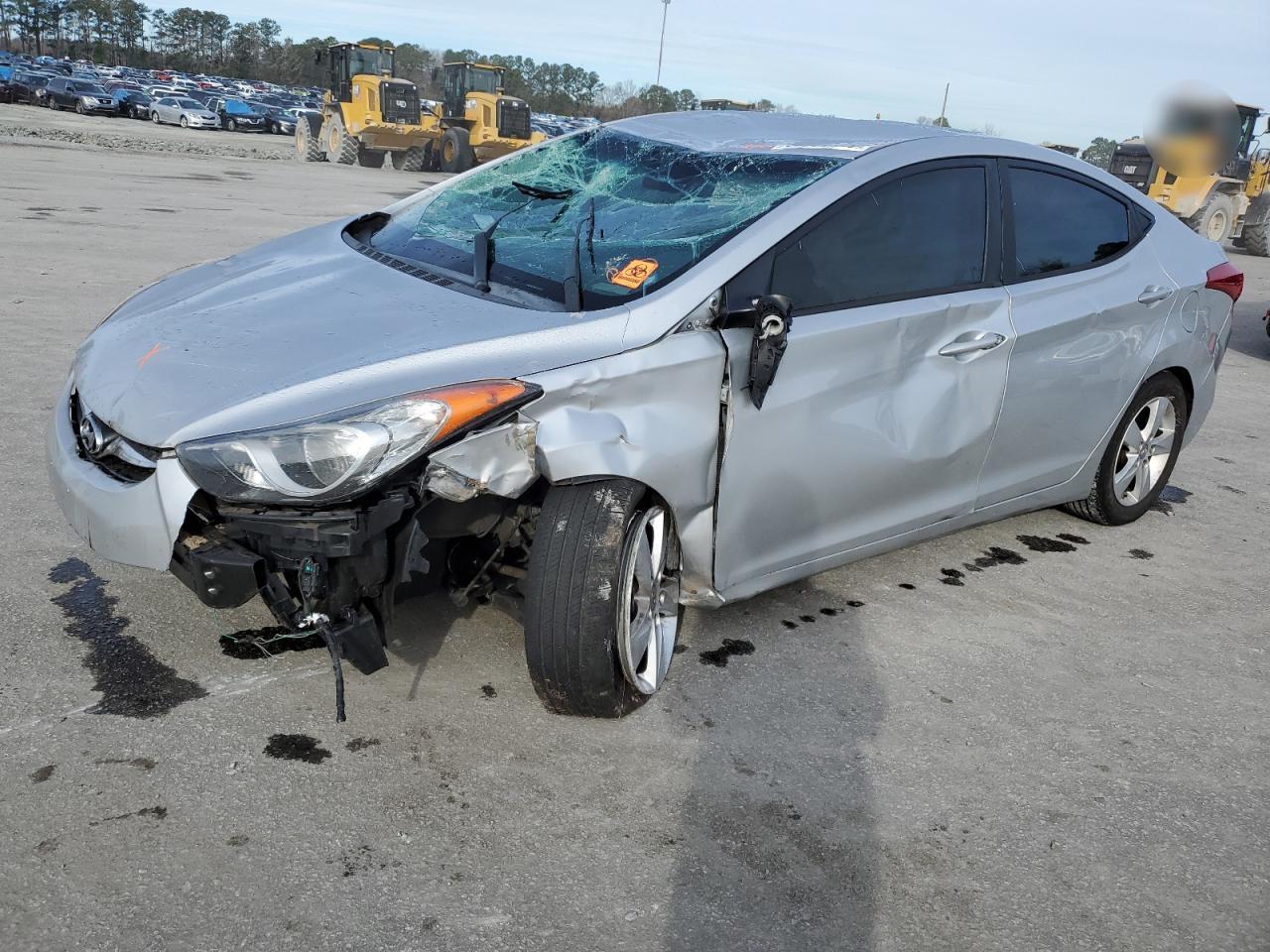 2013 HYUNDAI ELANTRA GL