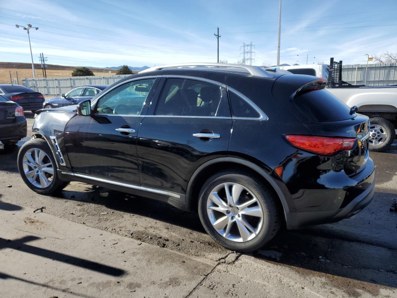 2013 INFINITI FX37 - Image 2