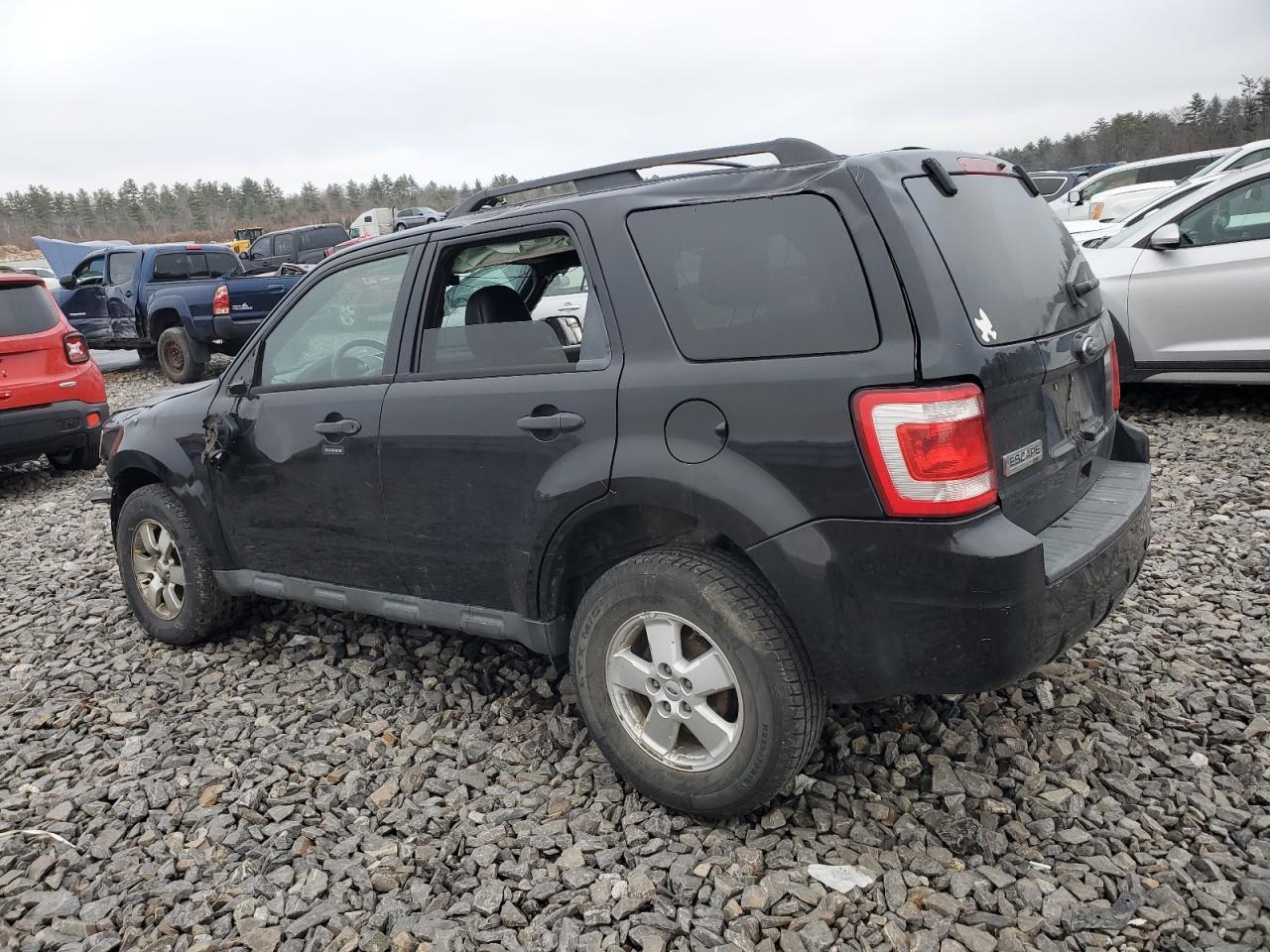 2010 FORD ESCAPE XLT - Фото 2