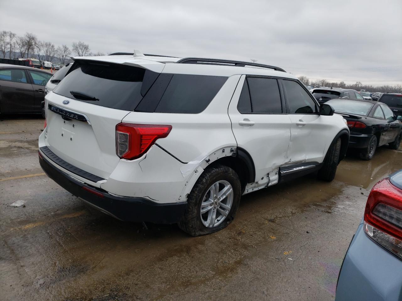 2022 FORD EXPLORER X - Image 3