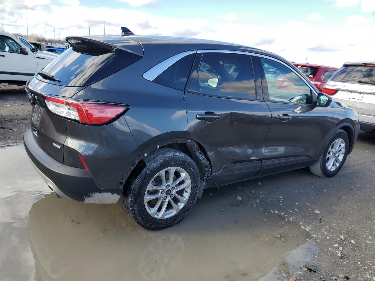 2020 FORD ESCAPE SE - Image 3
