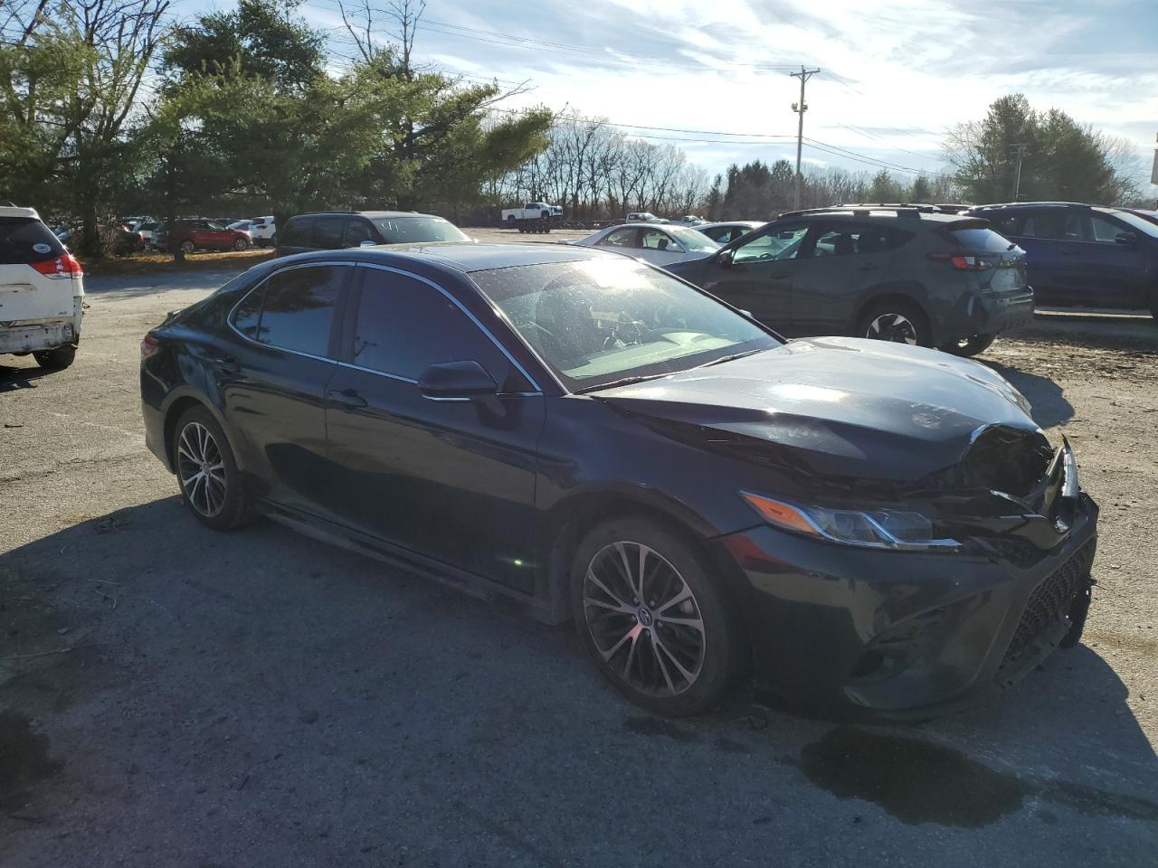 2018 TOYOTA CAMRY L - Фото 4