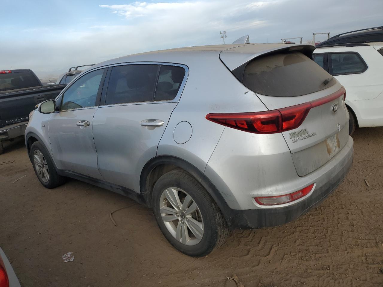 2017 KIA SPORTAGE L - Image 2