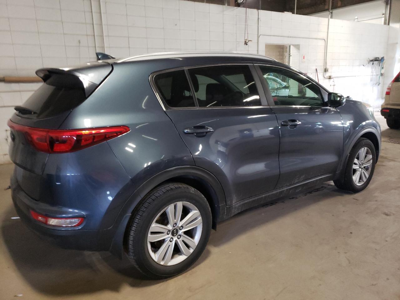 2017 KIA SPORTAGE L - Image 3