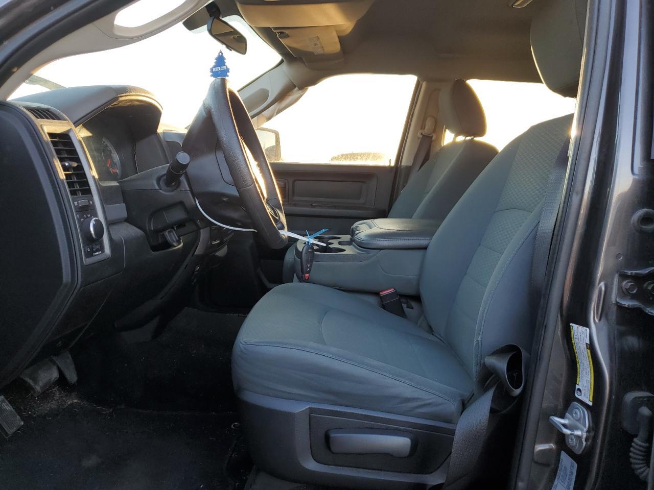 2017 RAM 1500 ST - Image 7