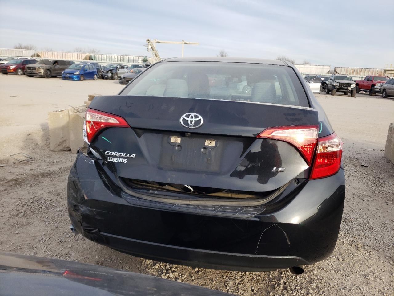 2019 TOYOTA COROLLA L - Фото 6