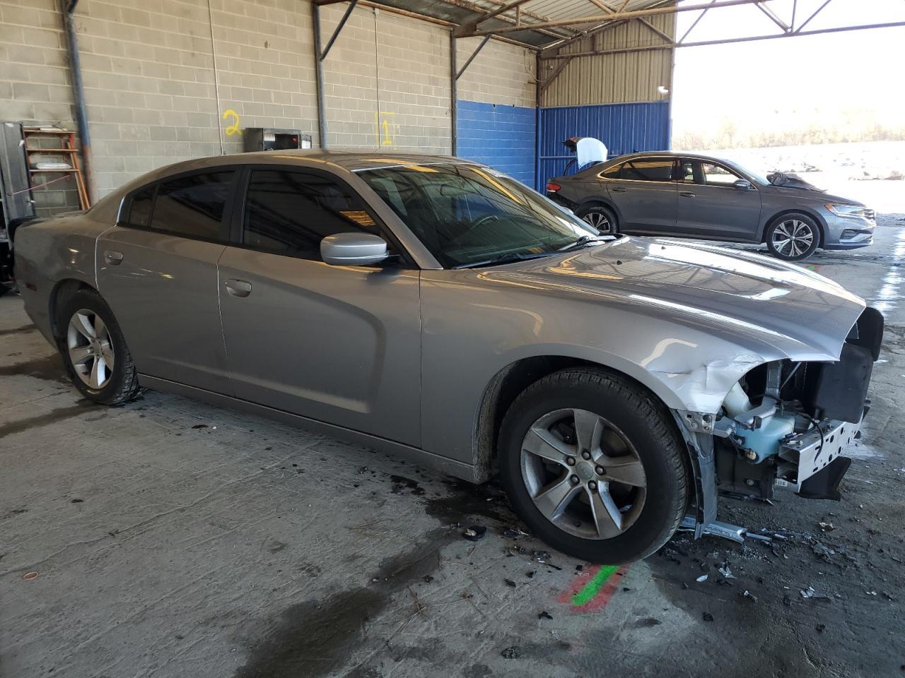 2014 DODGE CHARGER SE - Фото 4