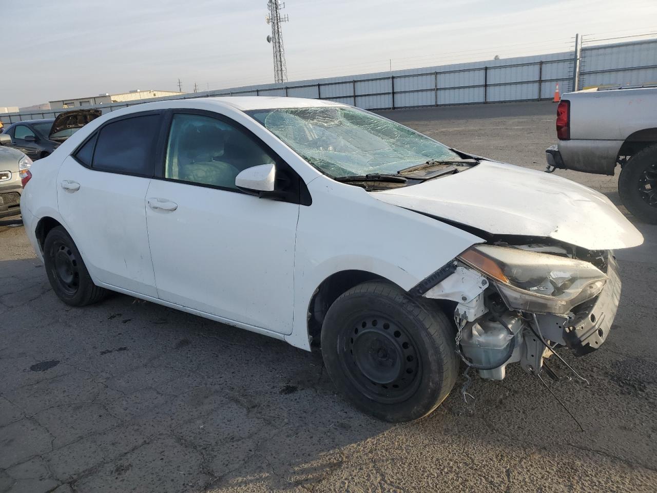 2014 TOYOTA COROLLA L - Image 4