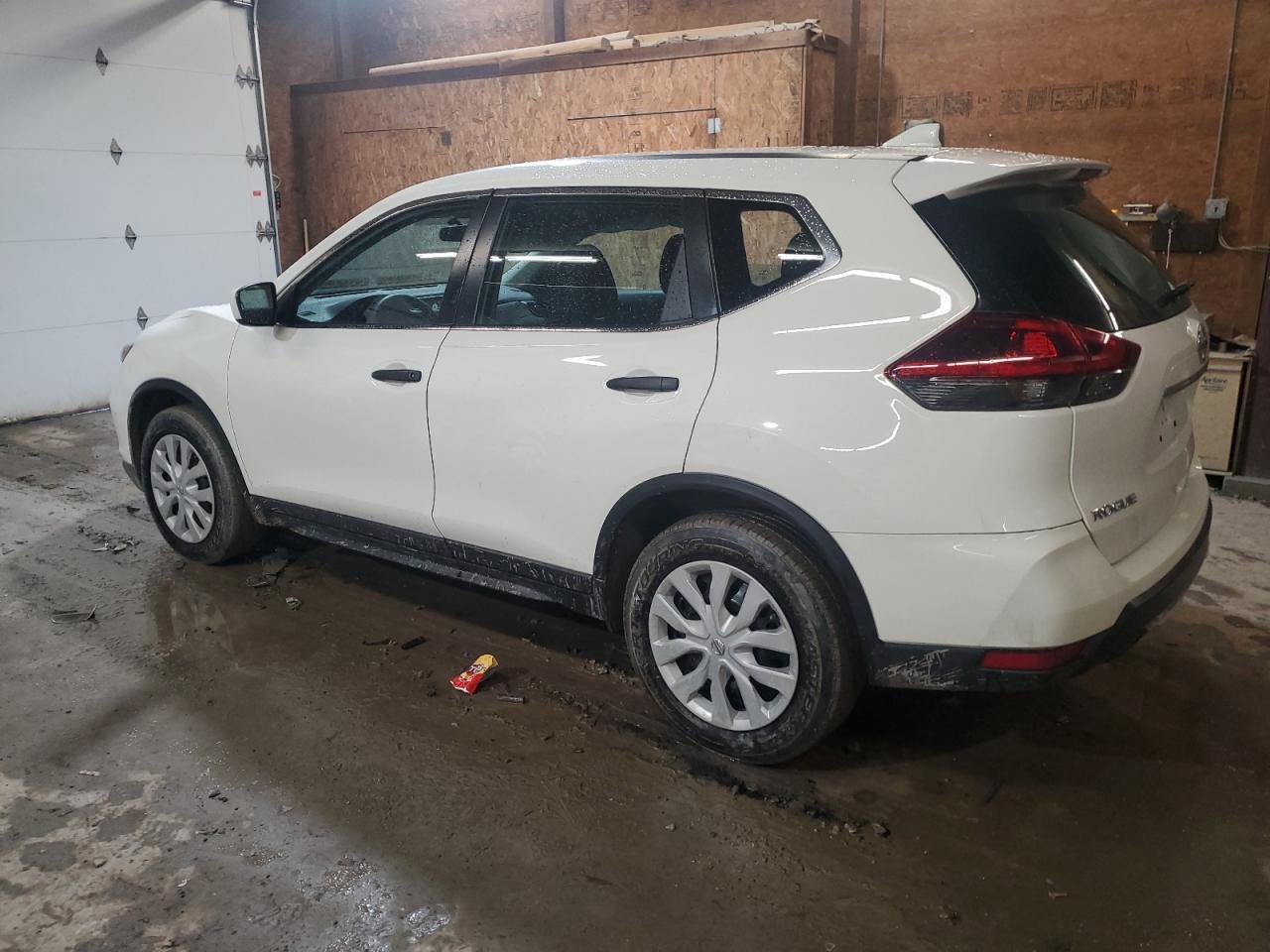 2018 NISSAN ROGUE S - Фото 2