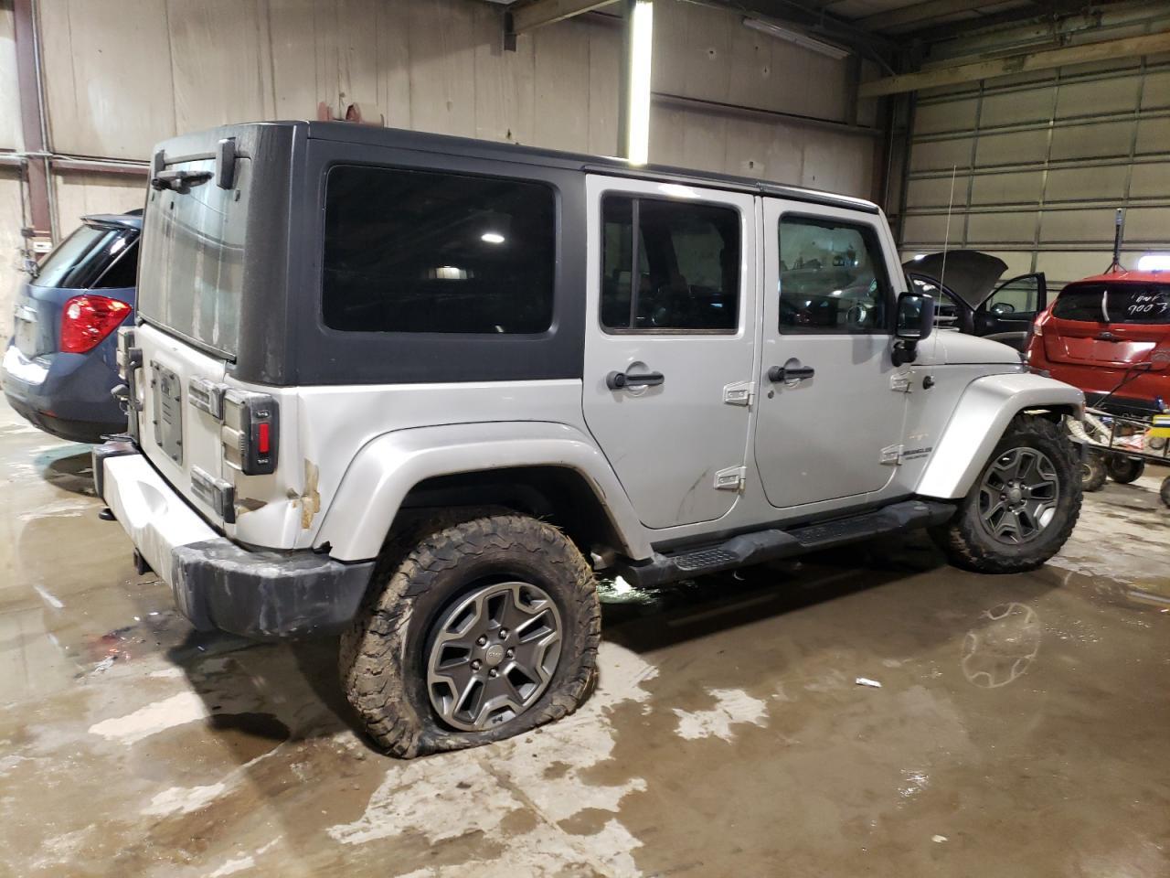 2012 JEEP WRANGLER U - Image 3