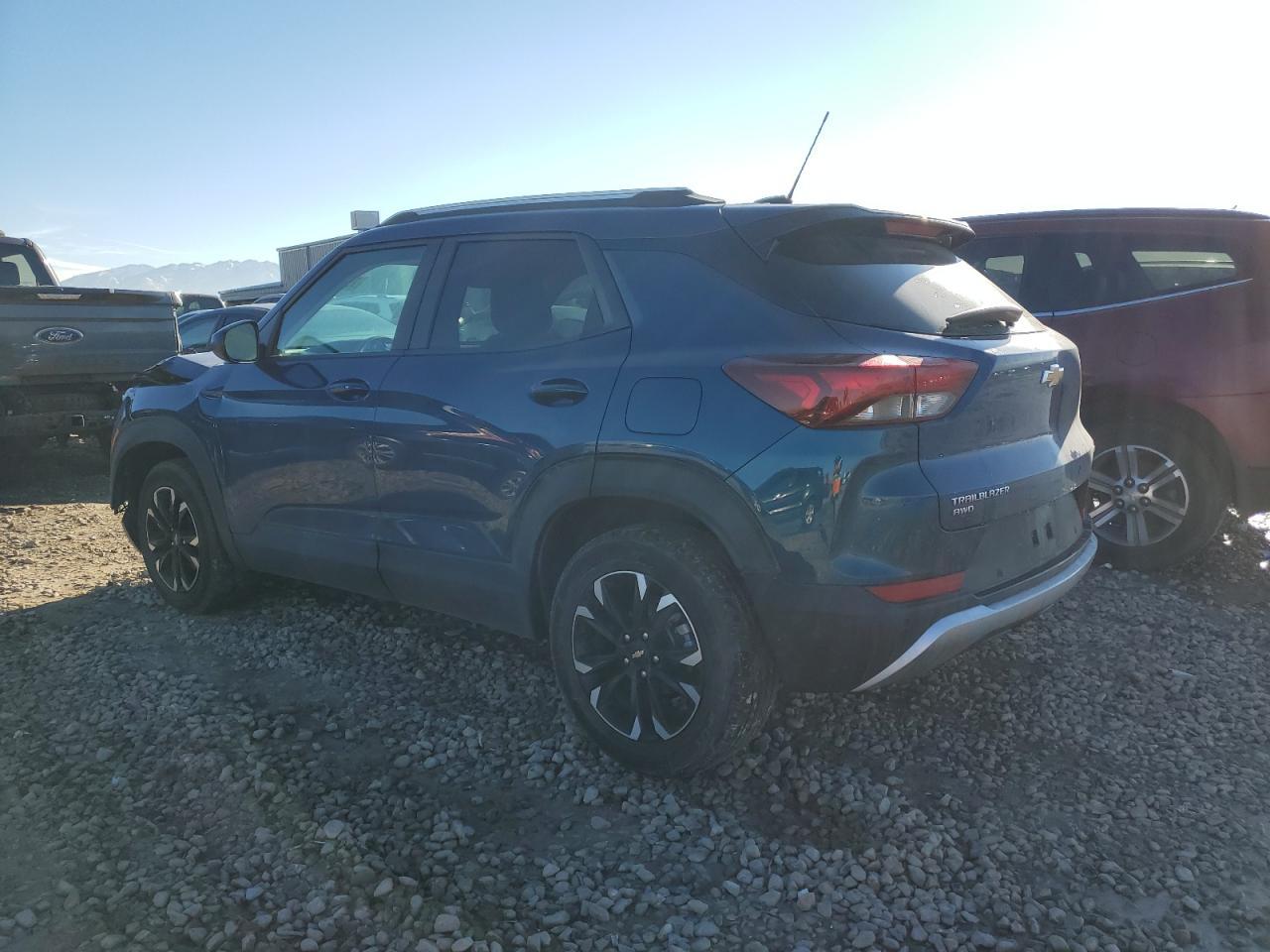 2021 CHEVROLET TRAILBLAZE - Image 2
