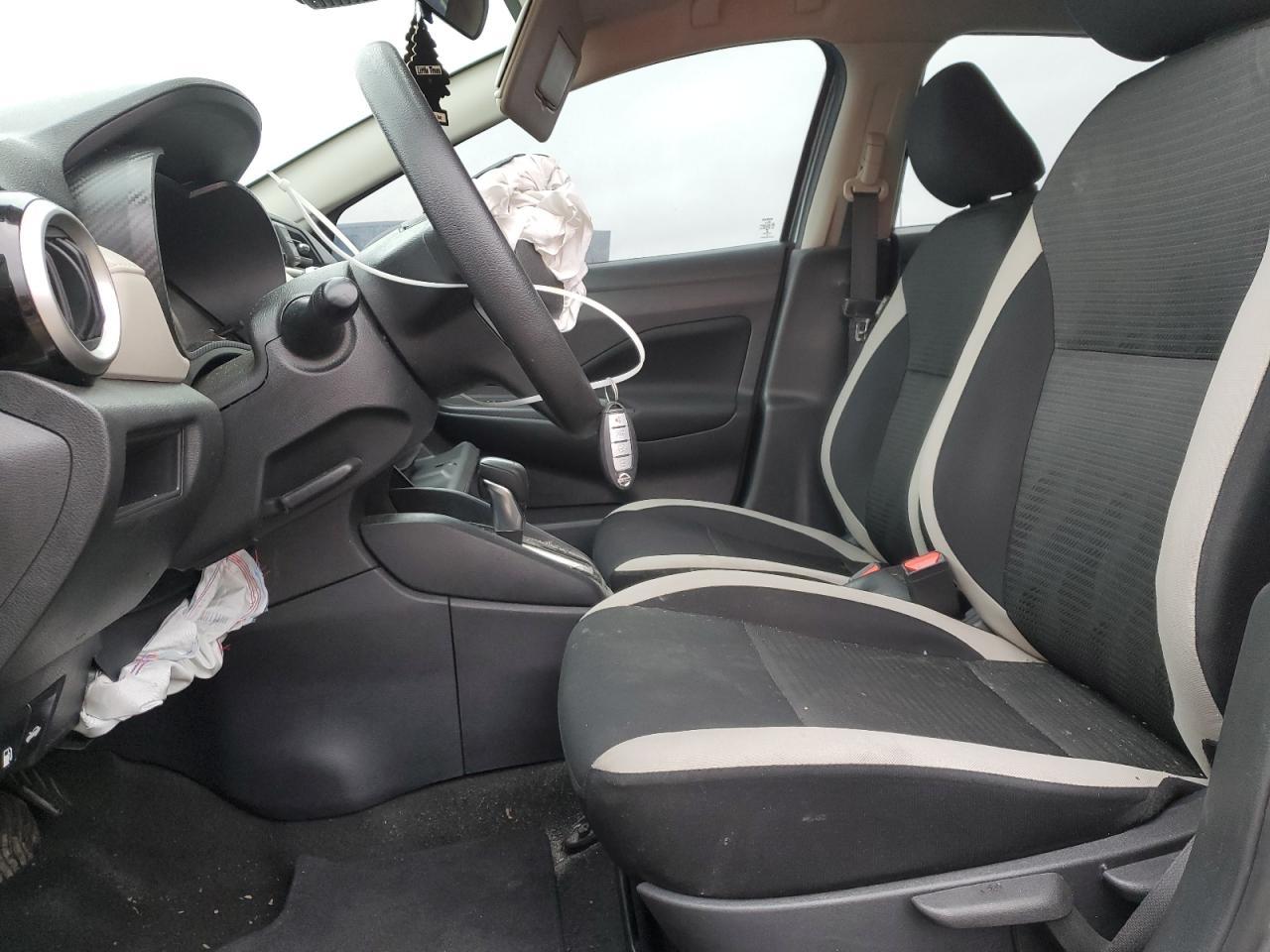 2021 NISSAN VERSA SV - Фото 7