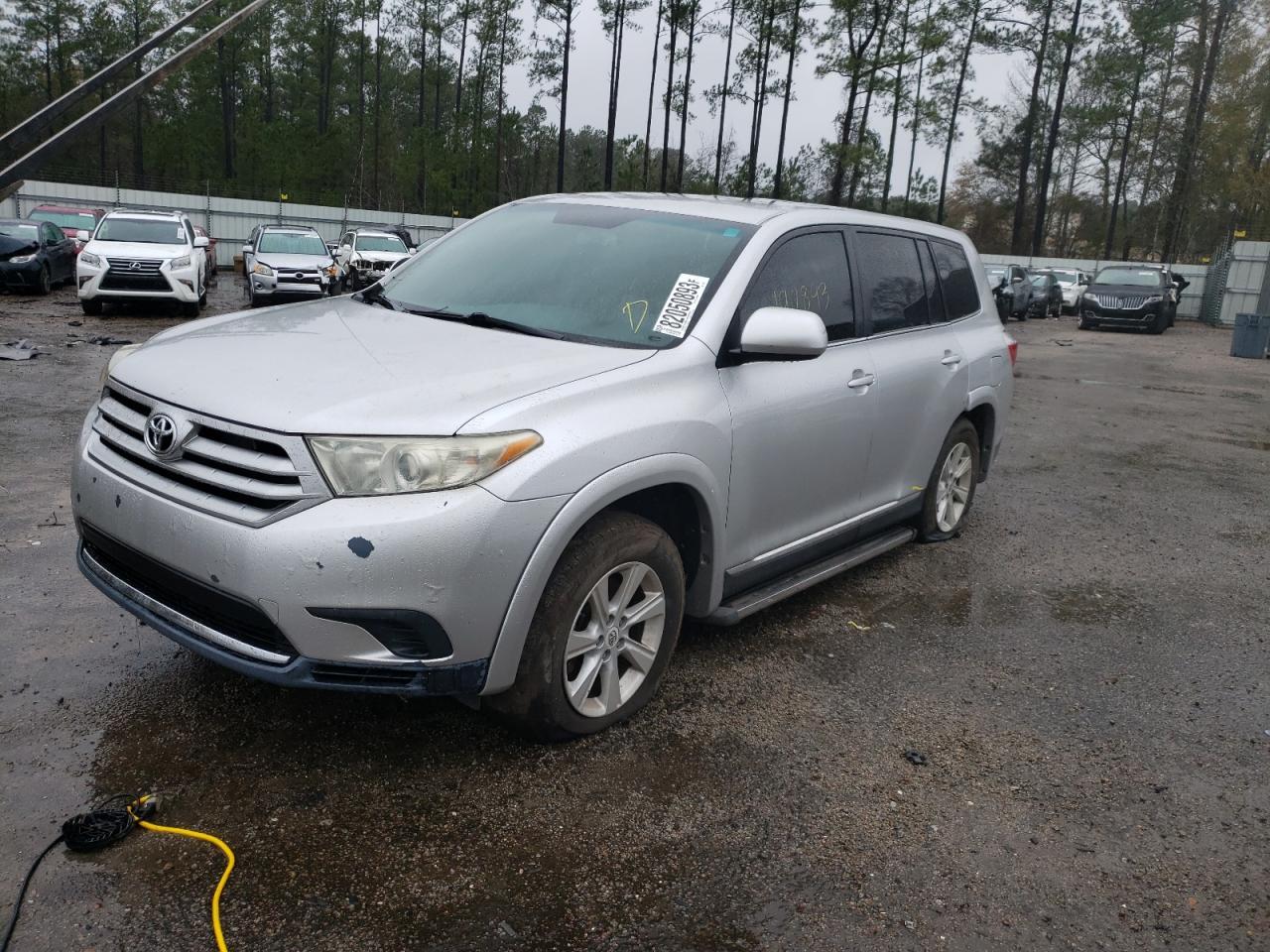 2011 TOYOTA HIGHLANDER car image