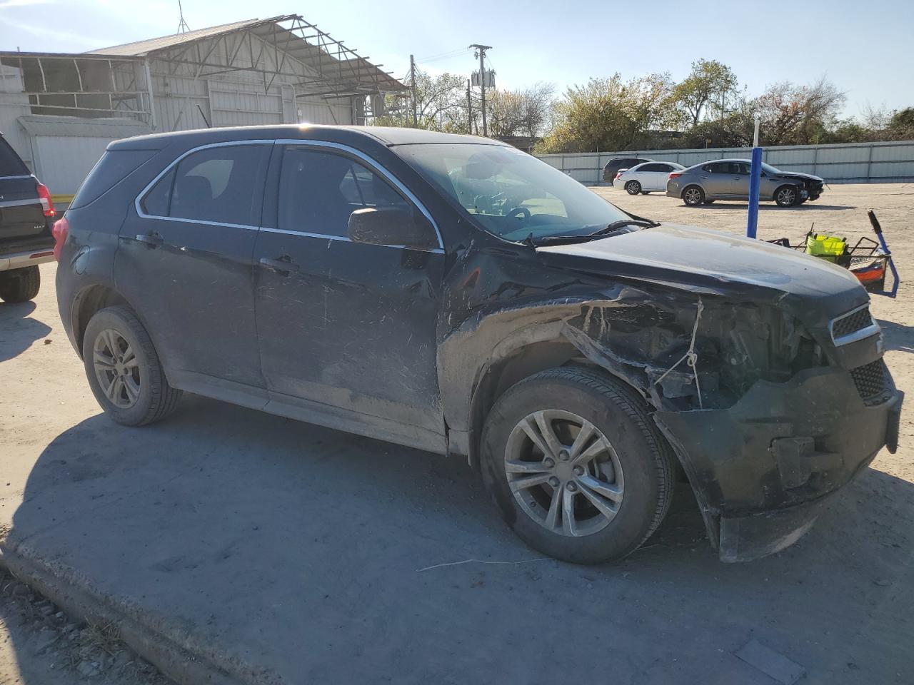 2015 CHEVROLET EQUINOX LS - Фото 4