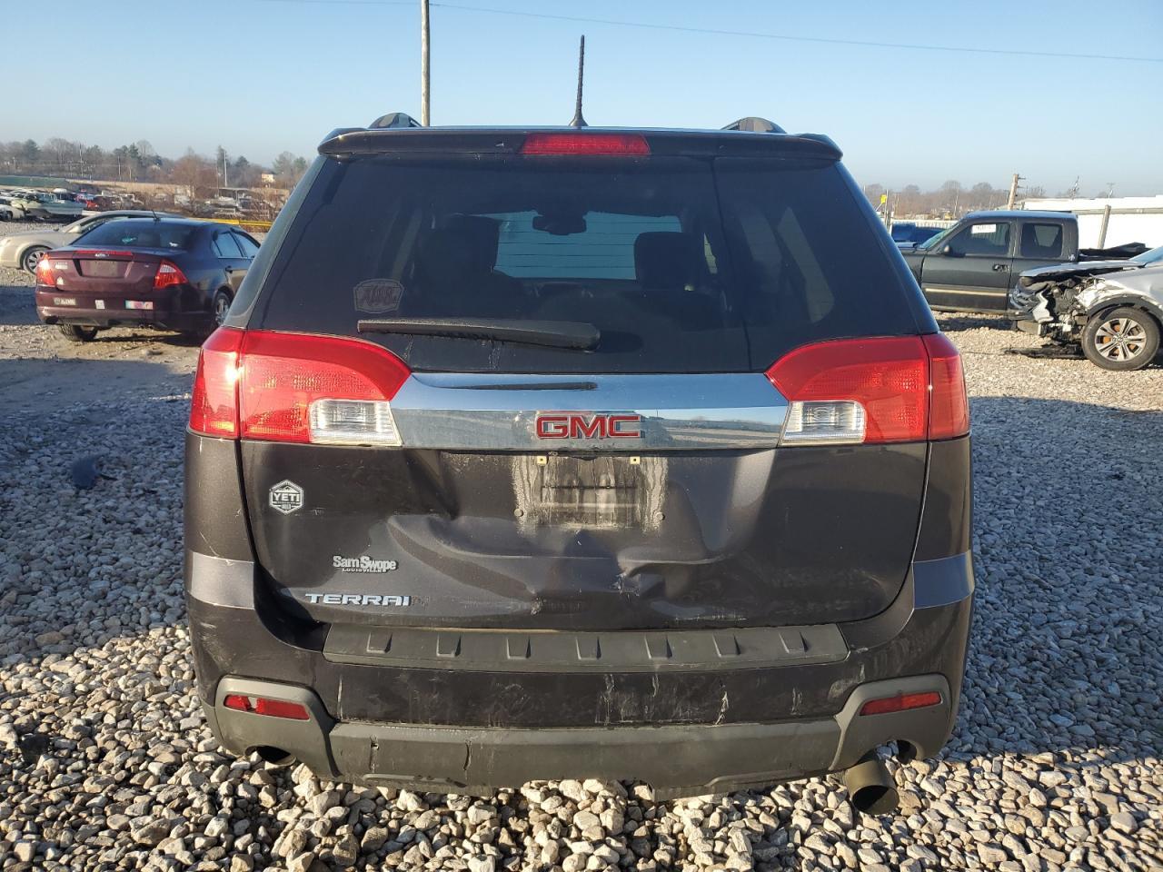 2013 GMC TERRAIN SL - Image 6