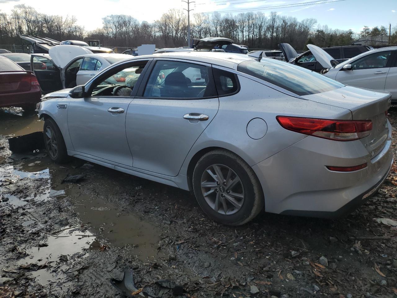 2019 KIA OPTIMA LX - Фото 2