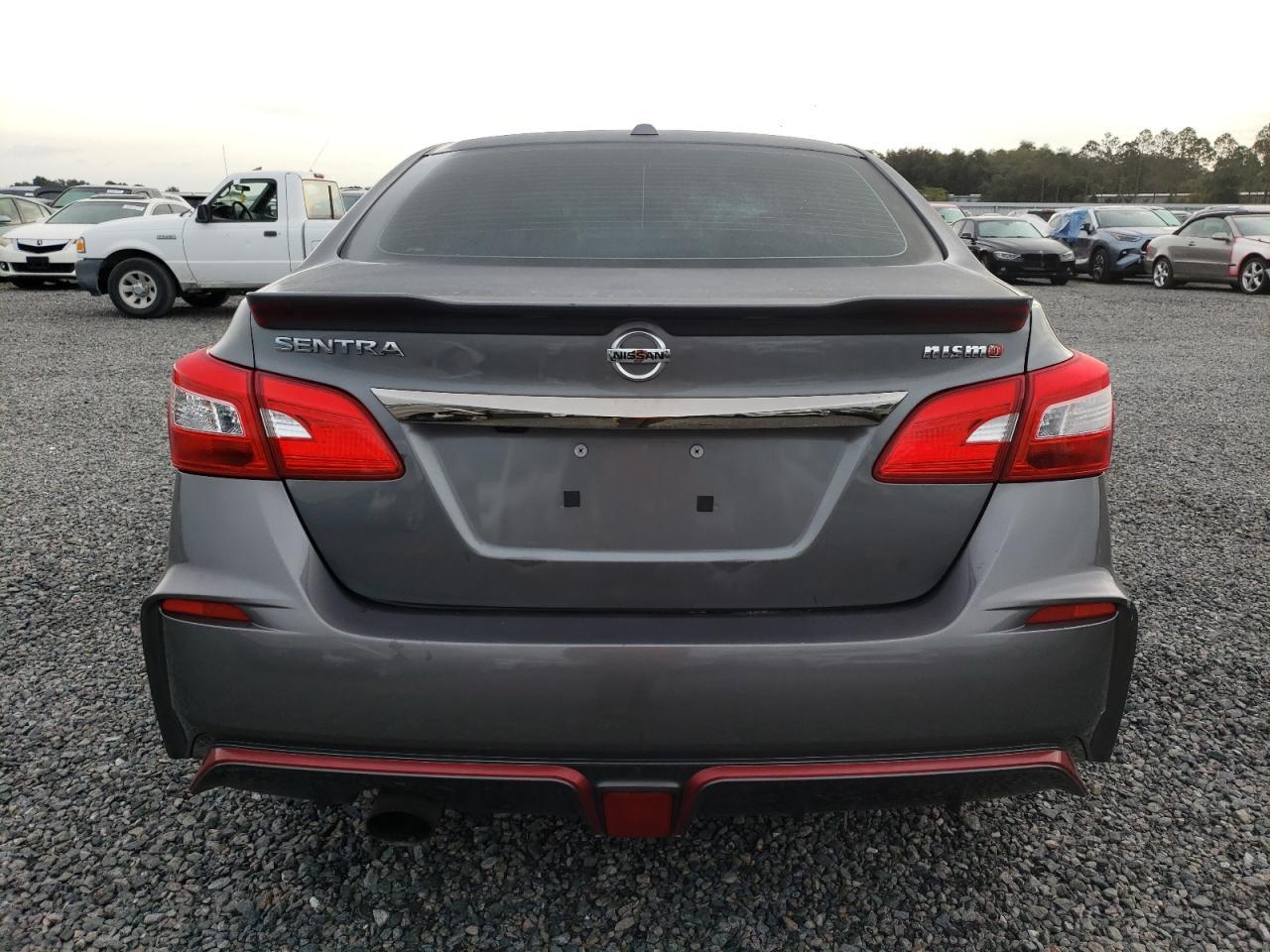 2018 NISSAN SENTRA SR - Image 6
