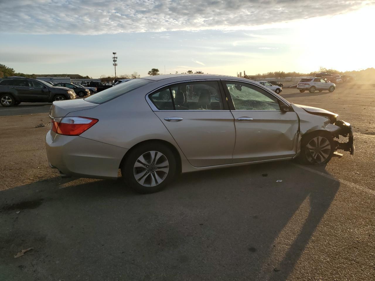 2014 HONDA ACCORD LX - Фото 3