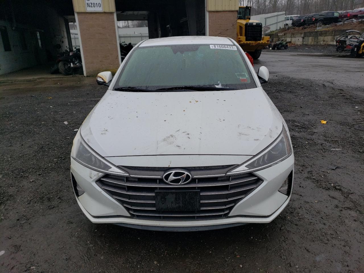 2019 HYUNDAI ELANTRA SE - Image 5