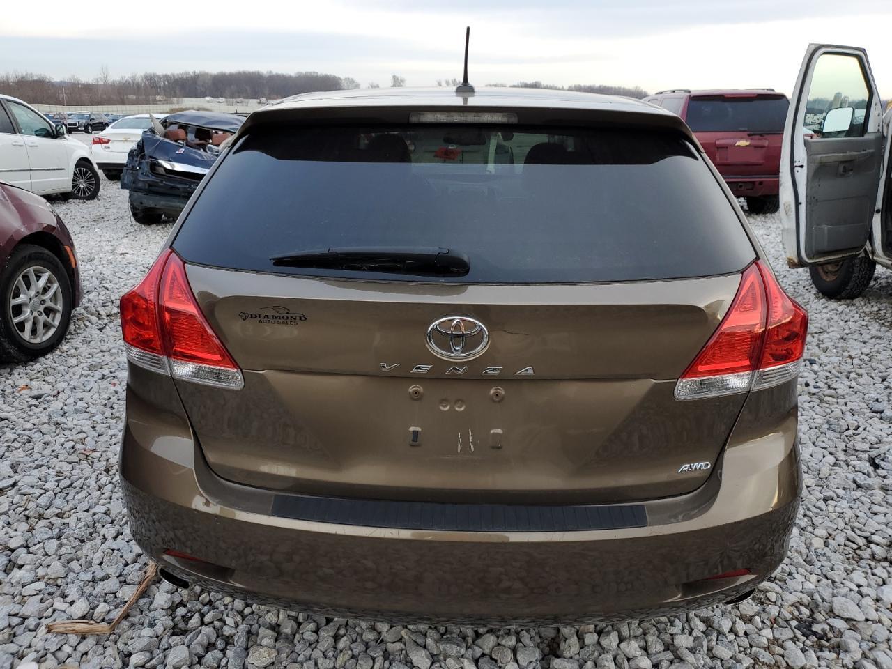 2011 TOYOTA VENZA - Image 6