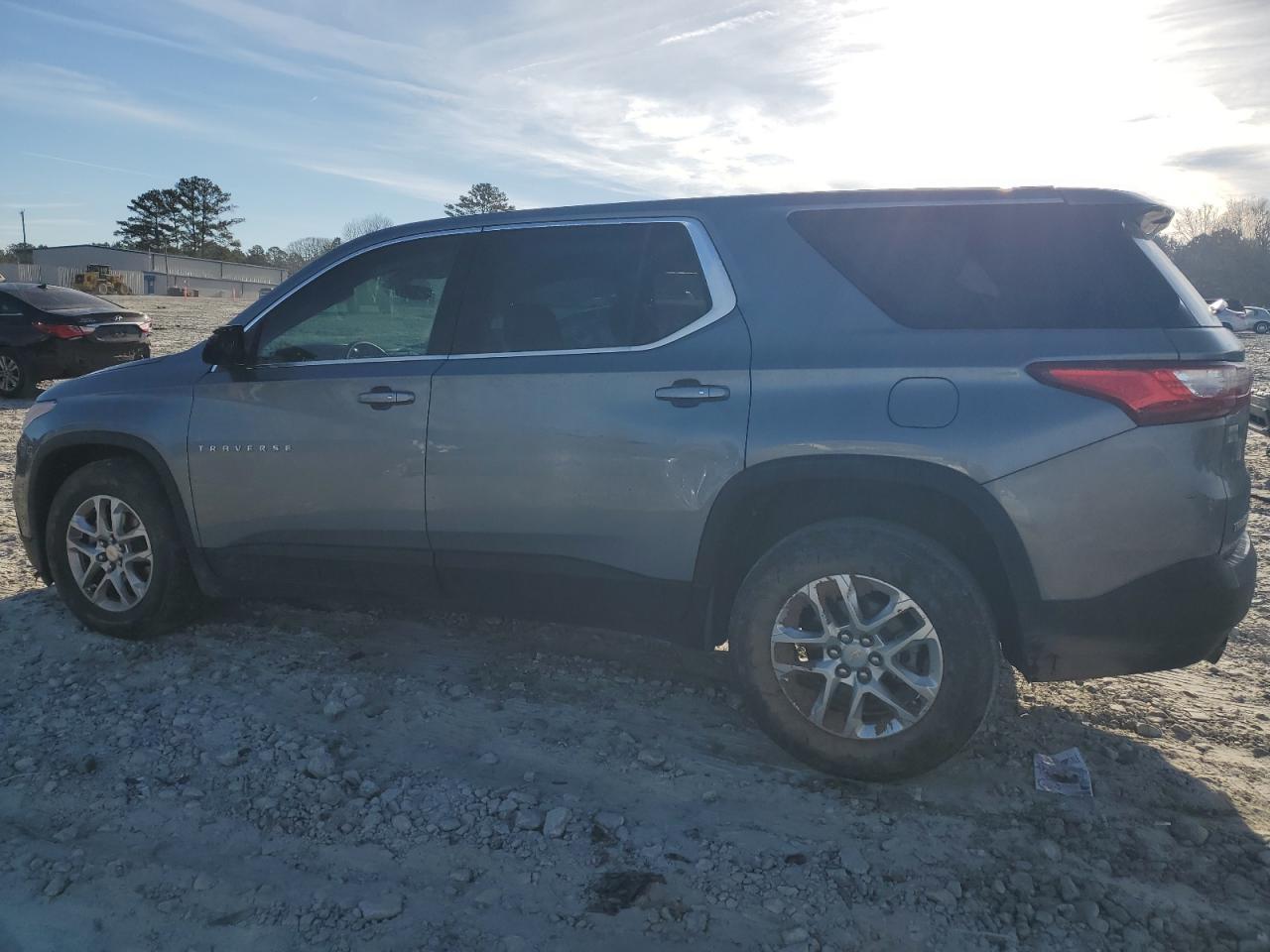 2020 CHEVROLET TRAVERSE L - Фото 2