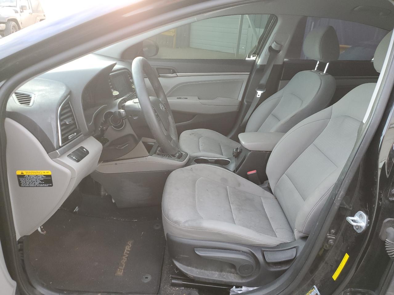 2017 HYUNDAI ELANTRA SE - Фото 7