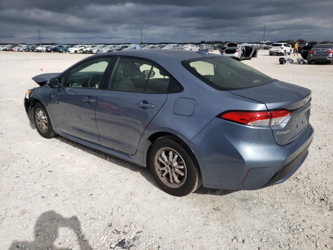 2022 TOYOTA COROLLA LE - Фото 2