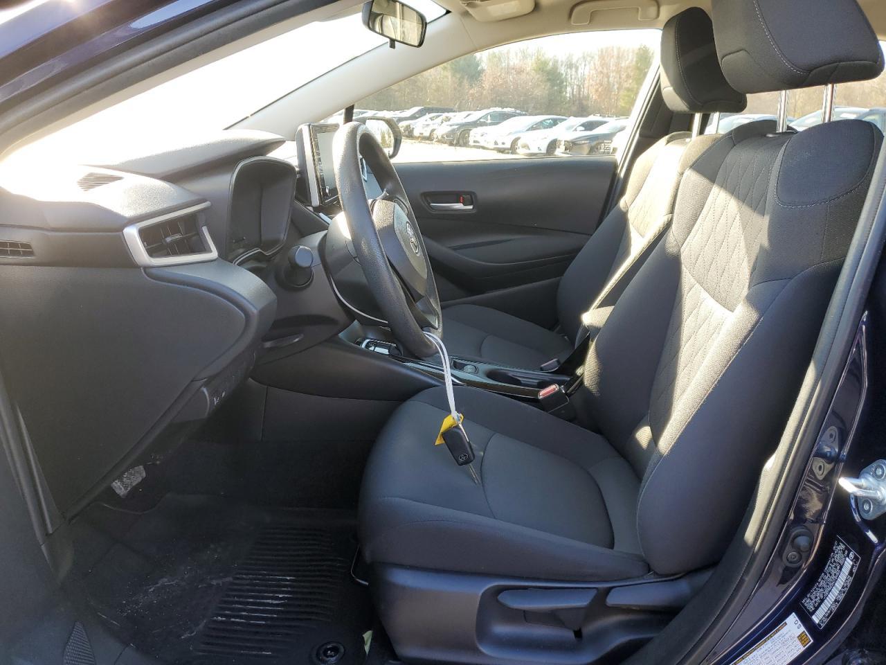 2021 TOYOTA COROLLA LE - Фото 7