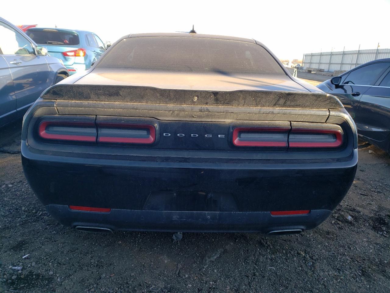 2017 DODGE CHALLENGER - Image 6