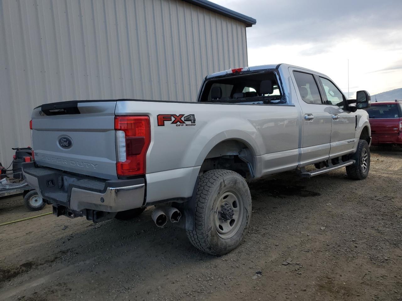 2017 FORD F350 SUPER - Image 3