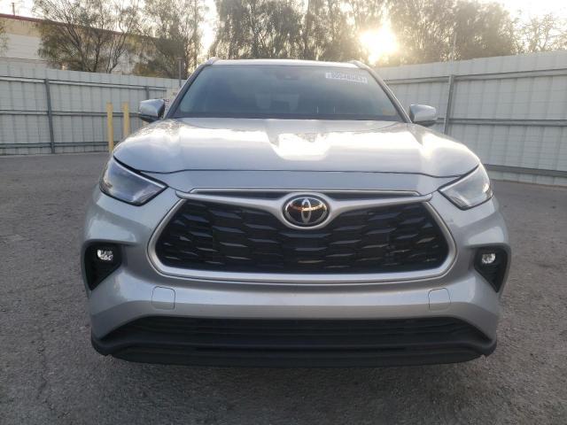2023 Toyota Highlander L - Image 5