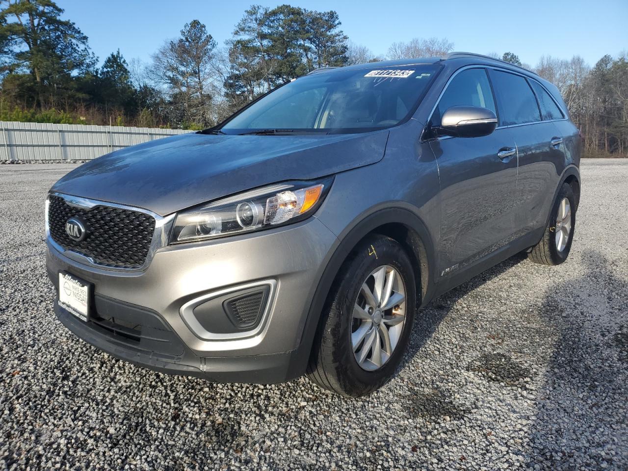 2017 KIA SORENTO LX