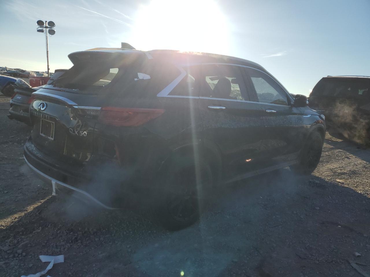 2019 INFINITI QX50 ESSEN - Фото 3