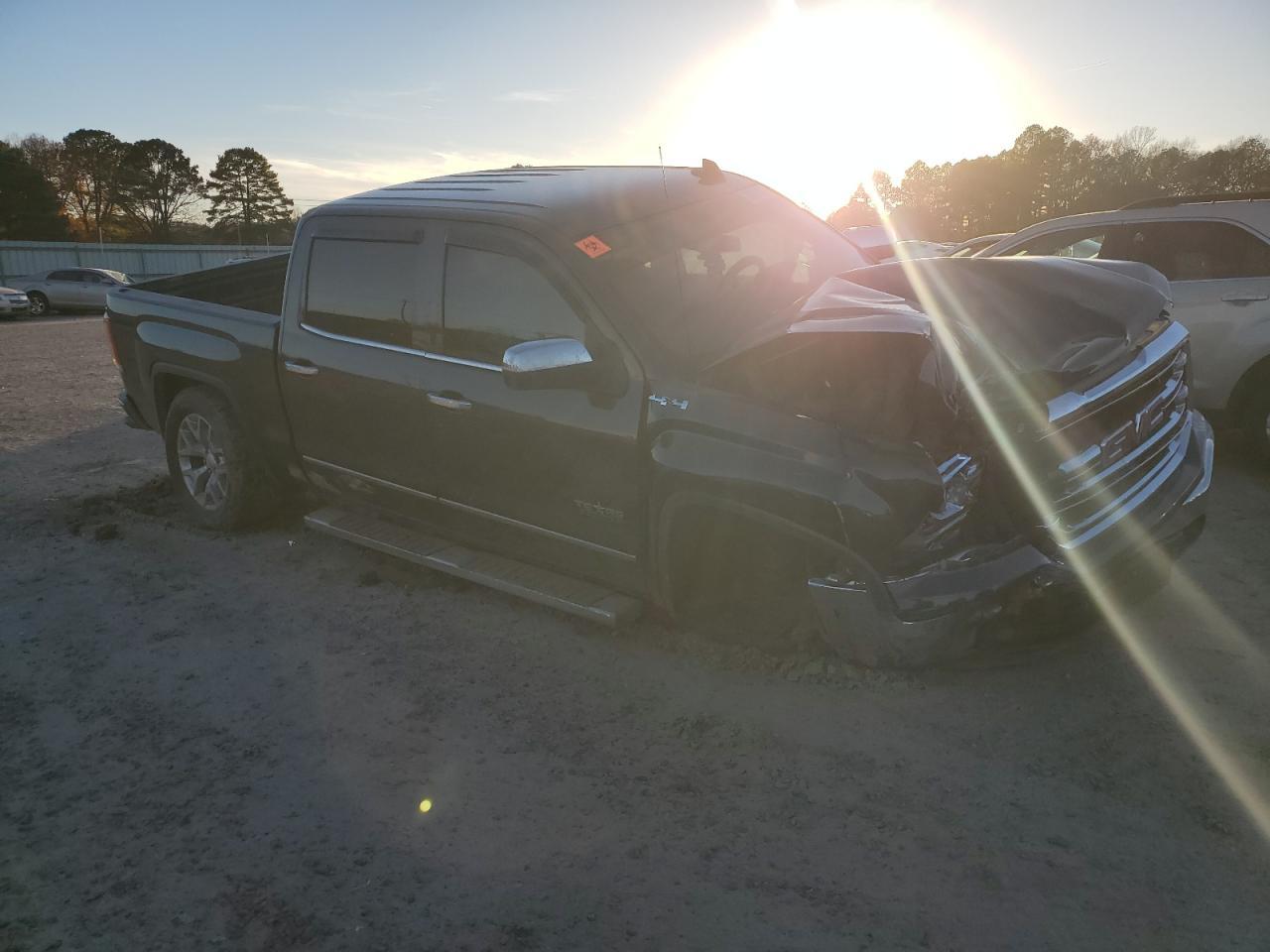 2018 GMC SIERRA K15 - Image 4