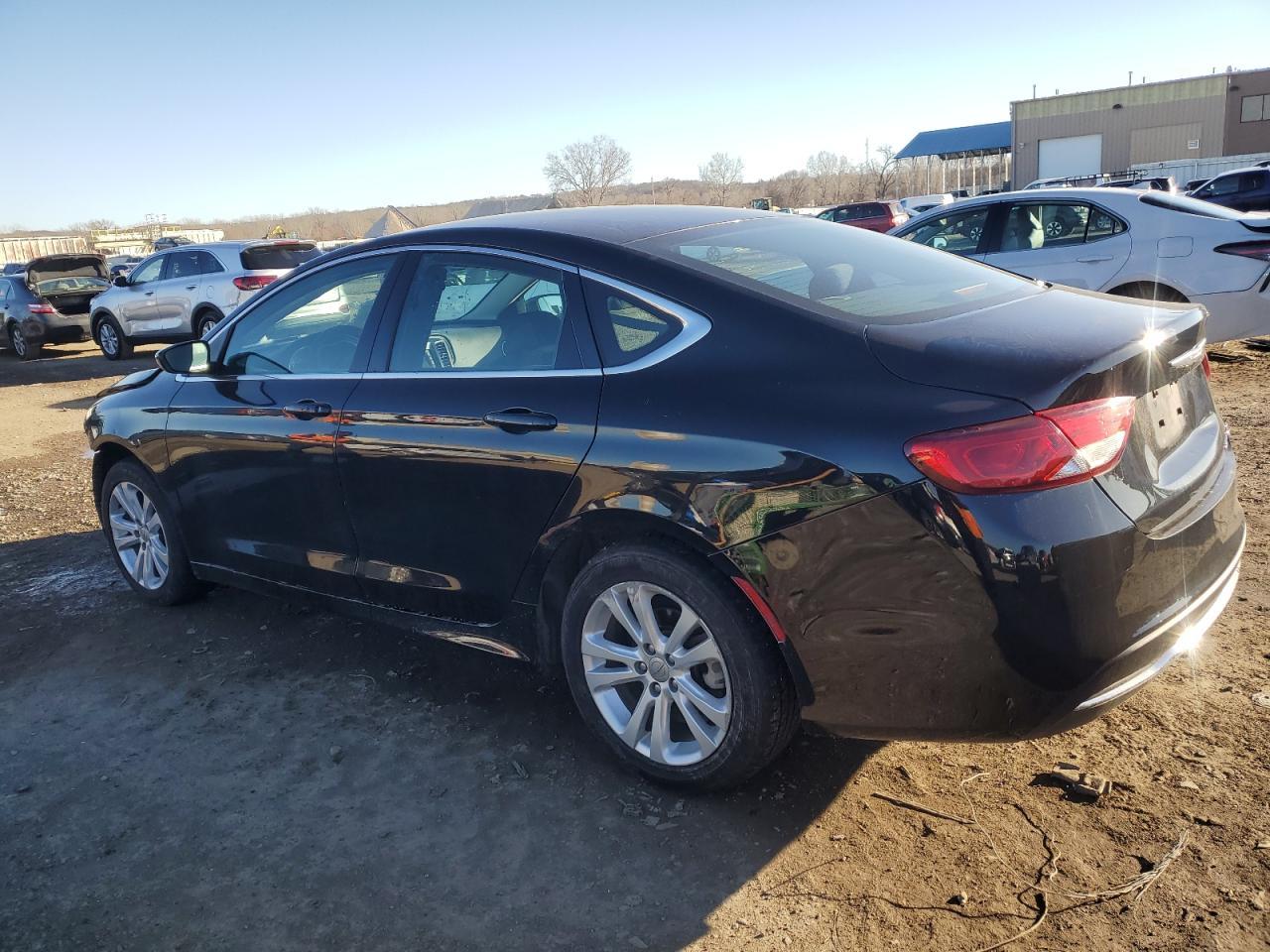 2015 CHRYSLER 200 LIMITE - Image 2