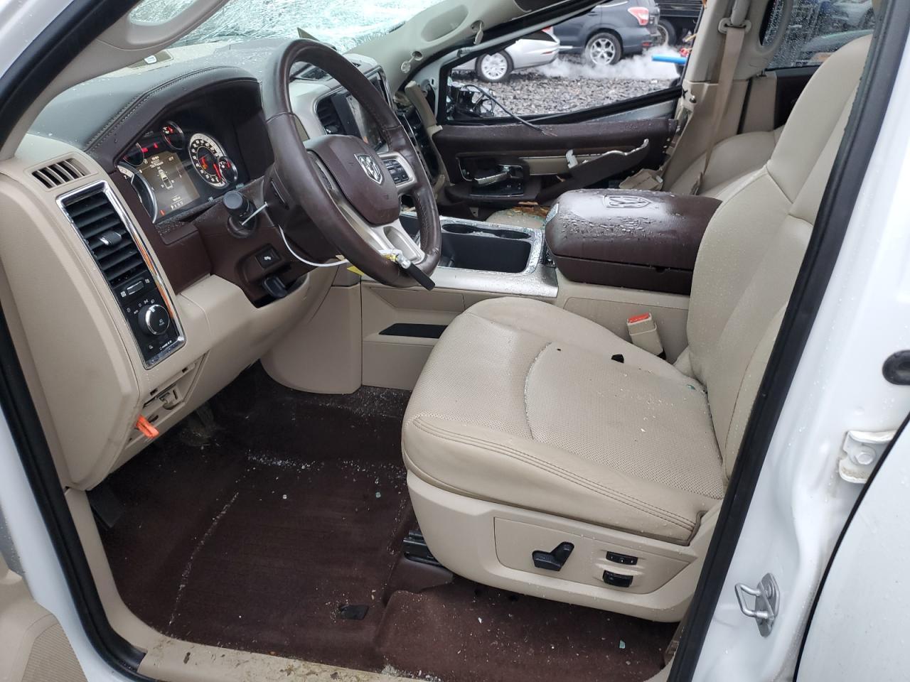 2017 RAM 1500 LARAM - Image 7
