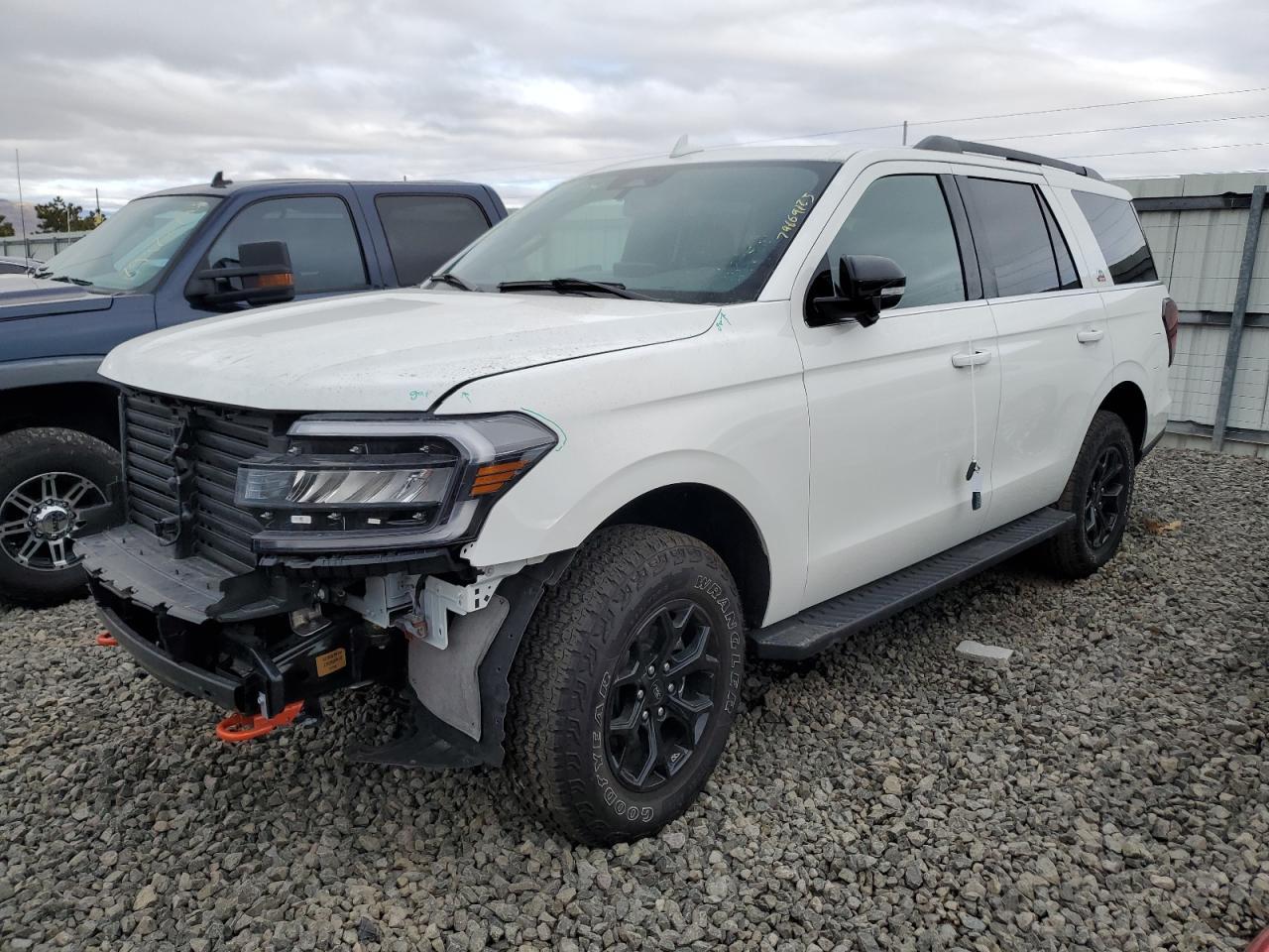 2022 FORD EXPEDITION car image