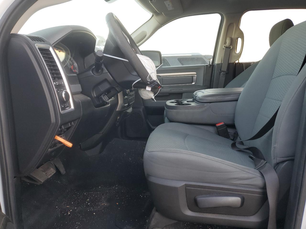 2019 RAM 1500 CLASS - Image 7