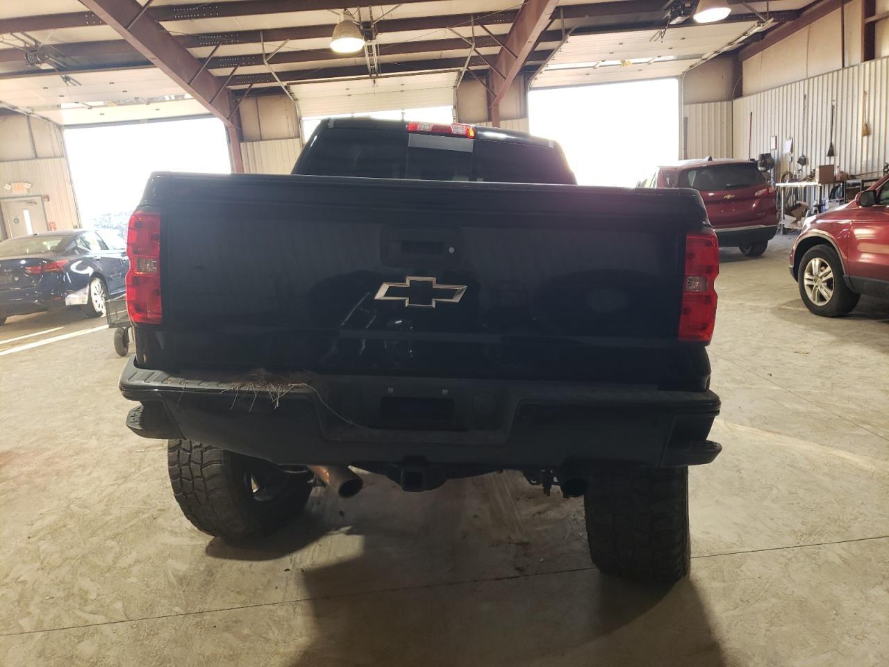 2018 CHEVROLET SILVERADO - Image 6