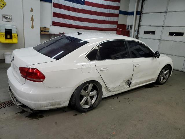 2013 Volkswagen Passat Se - Image 3