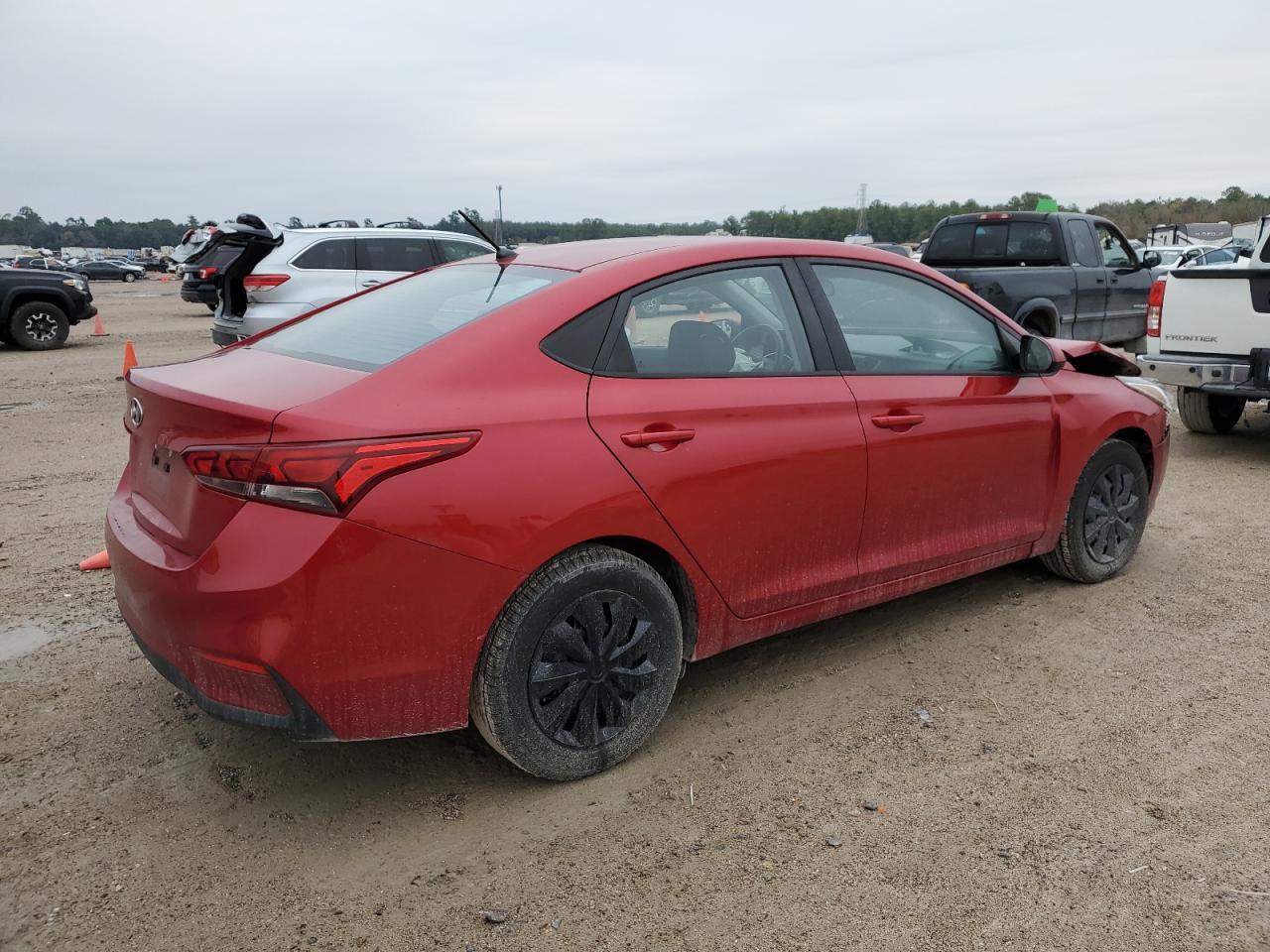 2019 HYUNDAI ACCENT SE - Фото 3