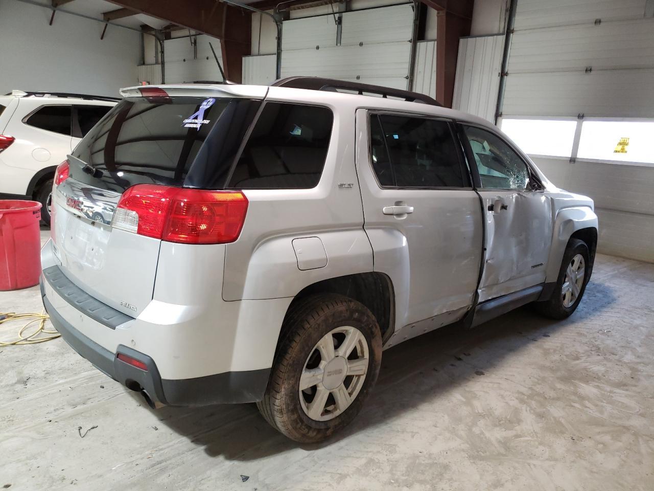 2014 GMC TERRAIN SL - Фото 3